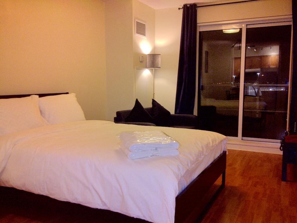 Scarborough Centre Luxury Business Suite Markham Room photo